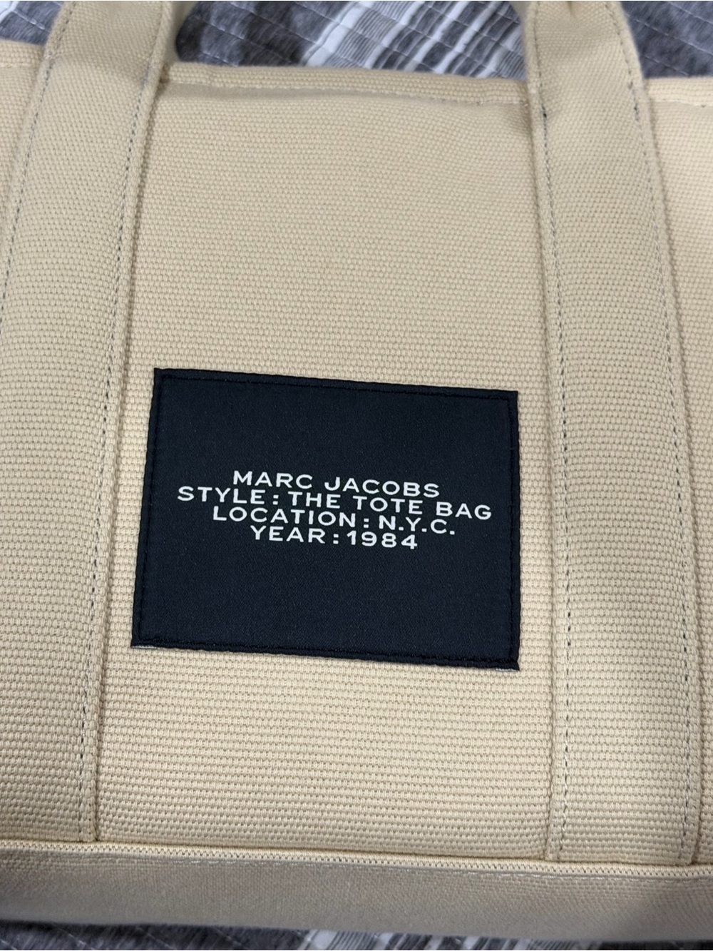 Marc Jacobs Beige Canvas Tote with Black Lettering - Picture 4 of 8